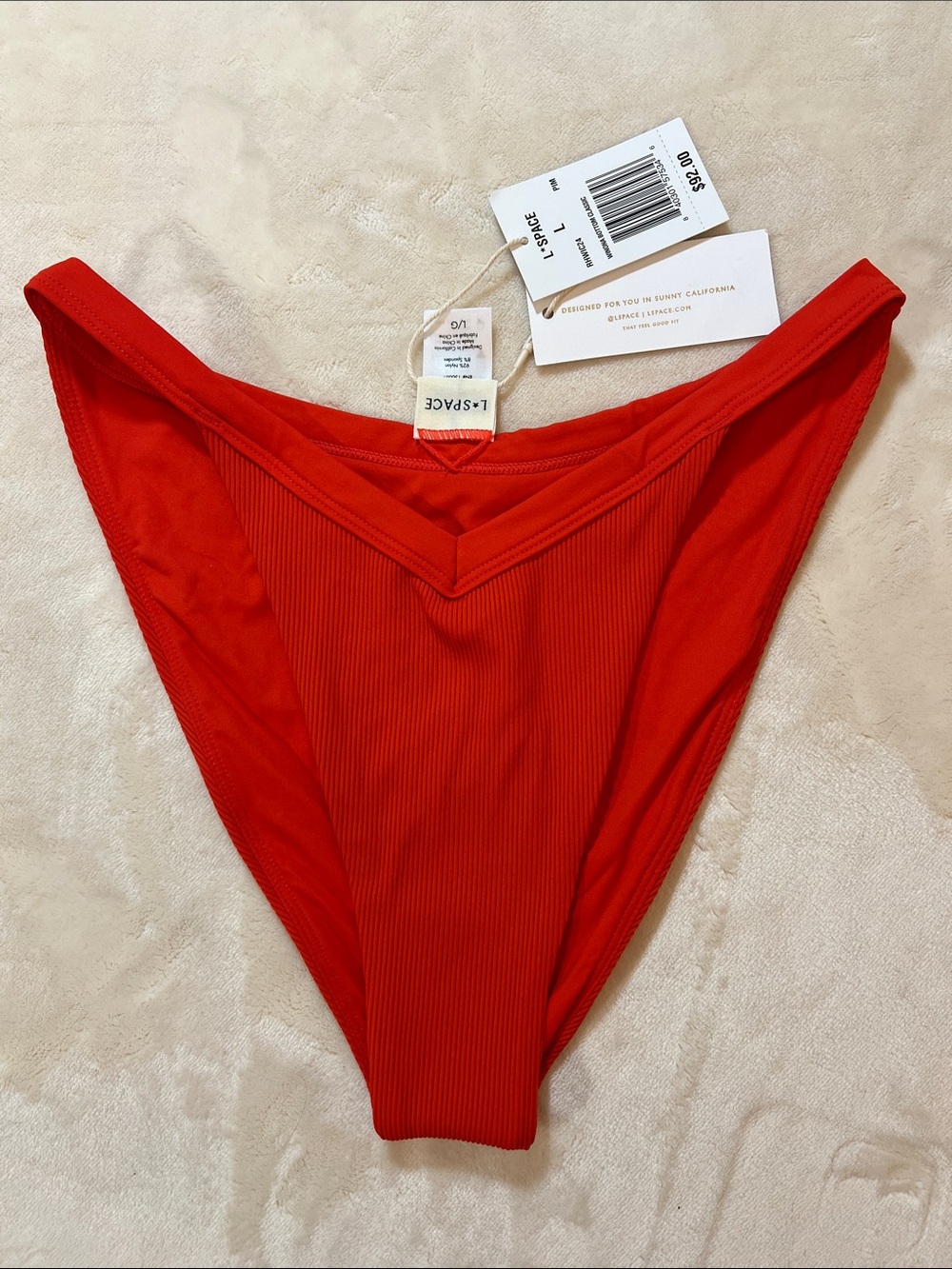 l*space Winona Ribbed V-Front High-Cut Bikini Bottom in Pimento. Size L. NWT